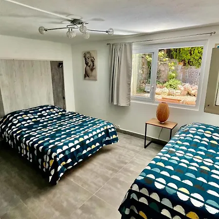 D'hotes En Rez De Avec Piscine