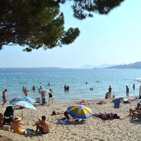 Konukevi D'hotes En Rez De Avec Piscine 3*