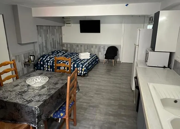 D'hotes En Rez De Avec Piscine Gasthof 3*