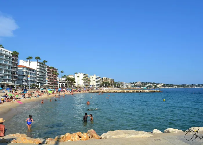 D'hotes En Rez De Avec Piscine 3* Antibes