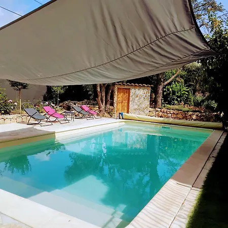 D'hotes En Rez De Avec Piscine Penzion