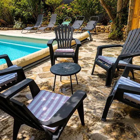 招待所 Chambres D'Hotes Piscine Et Climatisation-Rez-De-Jardin, Plage A Pieds 3*