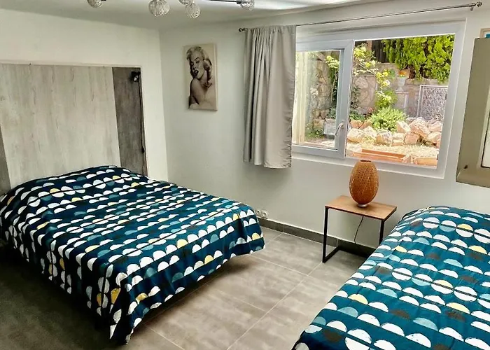 D'hotes En Rez De Avec Piscine